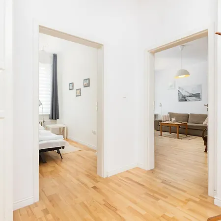 Apartment Klimatyczny I Jasny Apartament 3City W Gdyni Z Dwiema Sypialniami By Noclegi Renters Gdynia