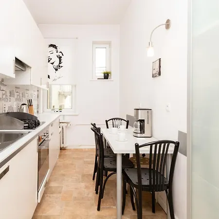 شقة Klimatyczny I Jasny 3city W Gdyni Z Dwiema Sypialniami By Renters *