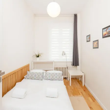 Klimatyczny I Jasny 3city W Gdyni Z Dwiema Sypialniami By Renters غدينيا